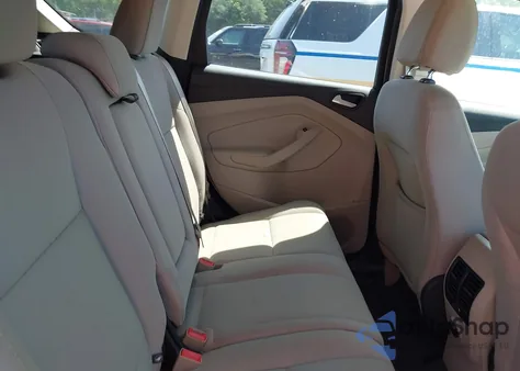 2017 Ford Escape Se from USA, damaged, VIN 1FMCU9GD3HUC68443